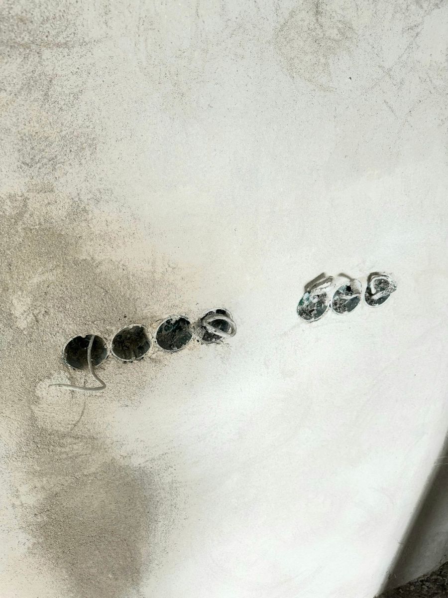 1838986637458291
