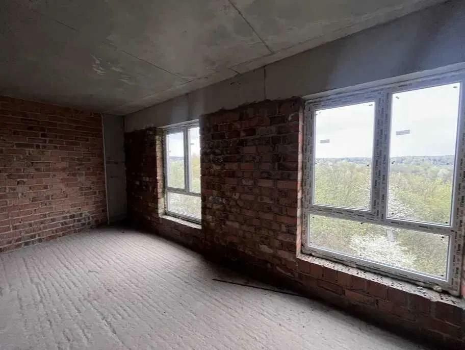 1836073320094292