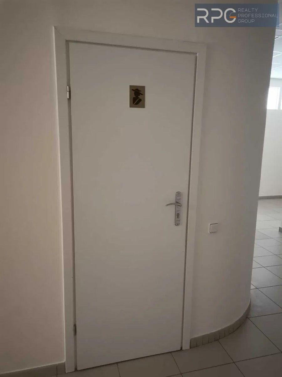 1839880890635293