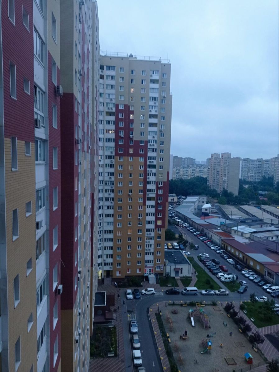 1825914711816295