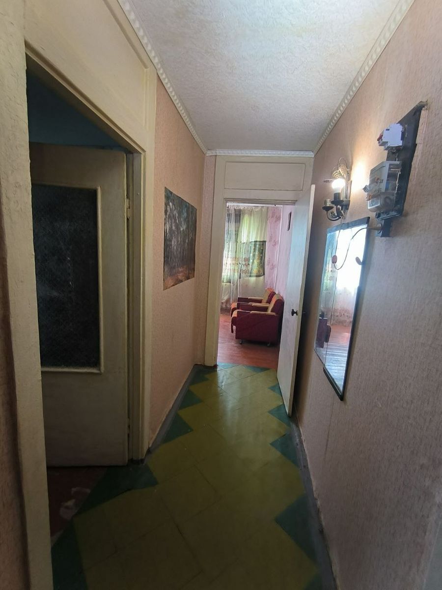 1833365678415295