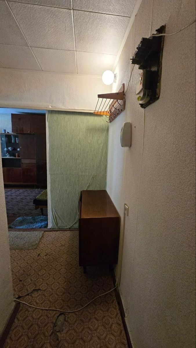 1835656782929295