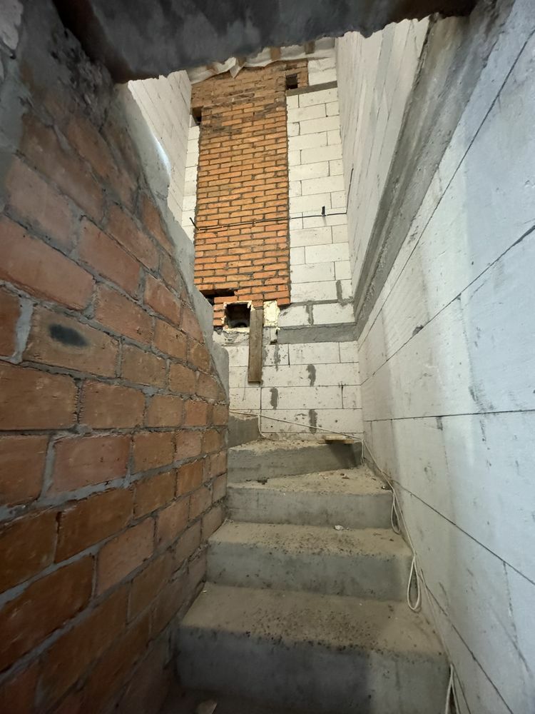 1798677887467296