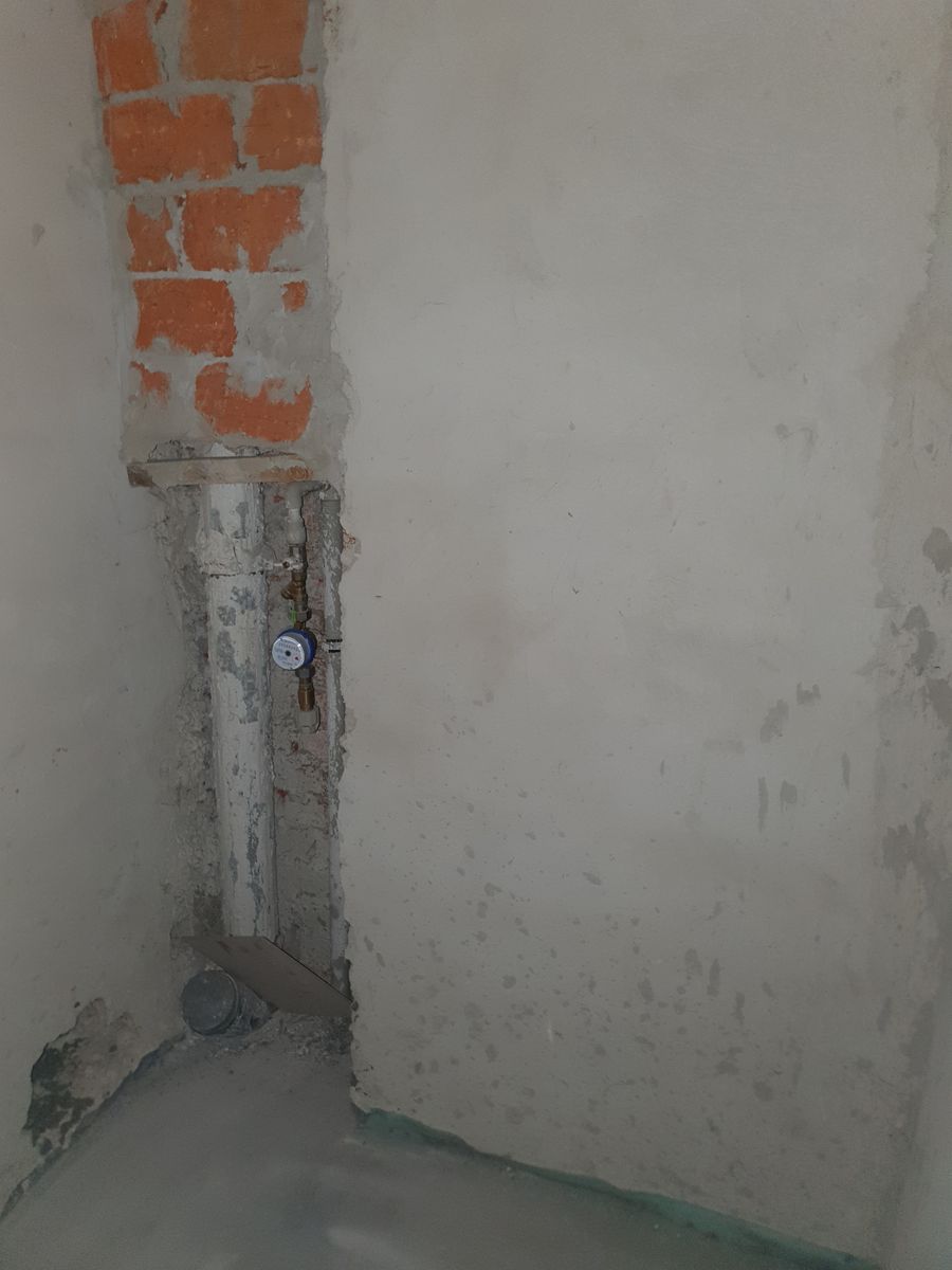 1838526407356296
