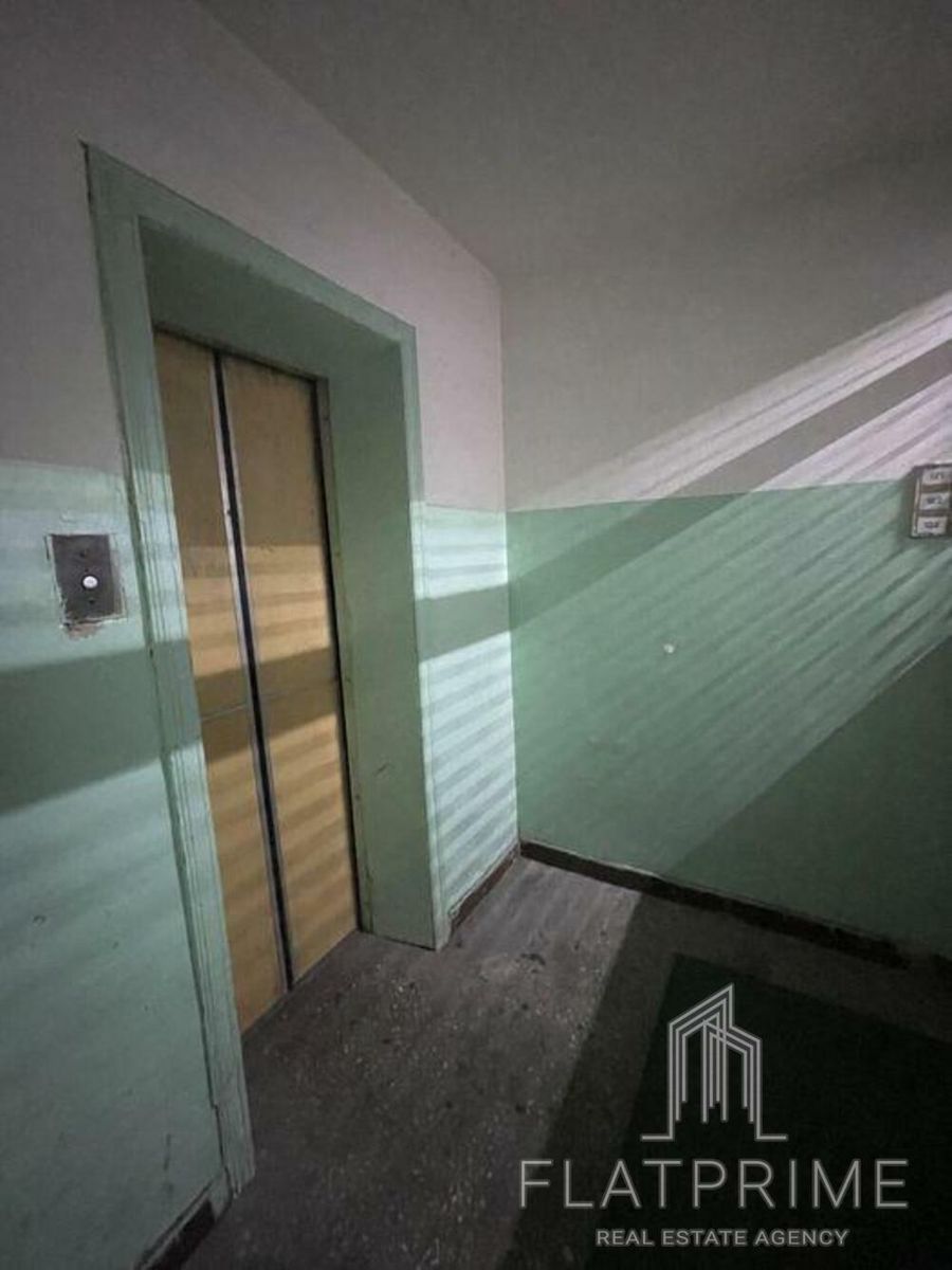 1835731895452297