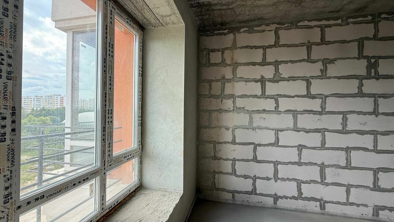 1837163670863297
