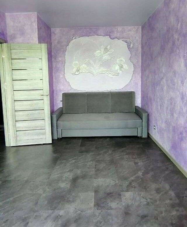 1837611393640297