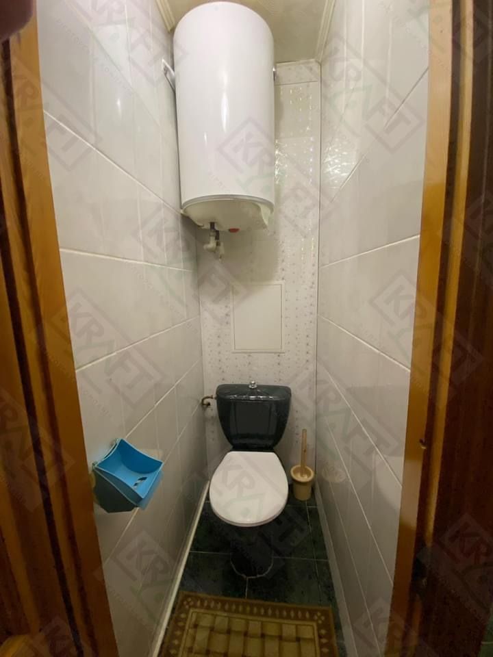 1838249698041297