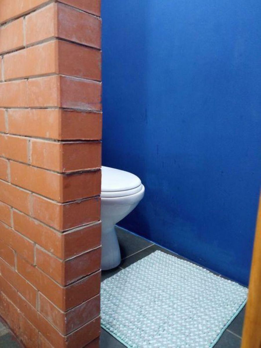 1834550677823299