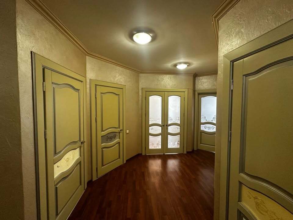 1837791639518299