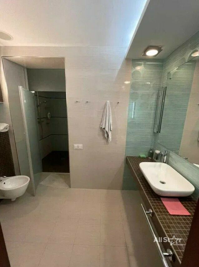 1834086169113030