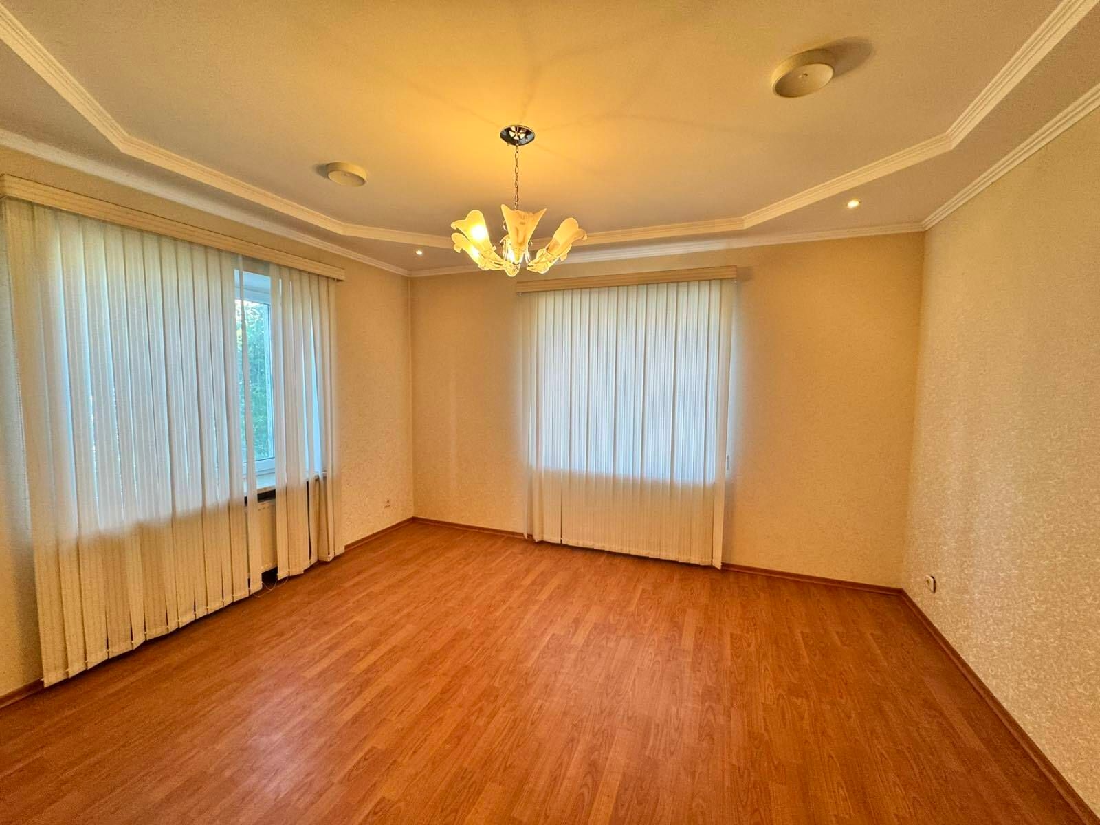 1835844136331030