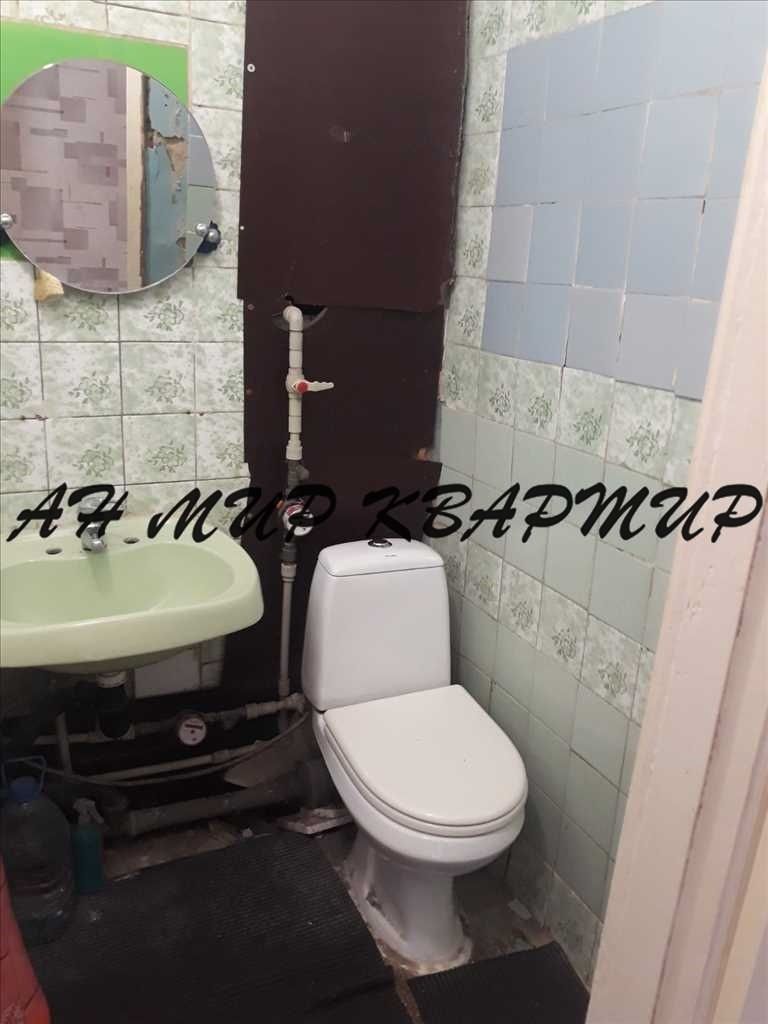 1833922741808300