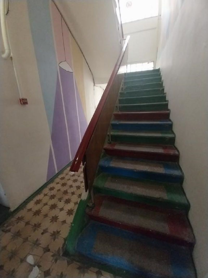 1835357448555300