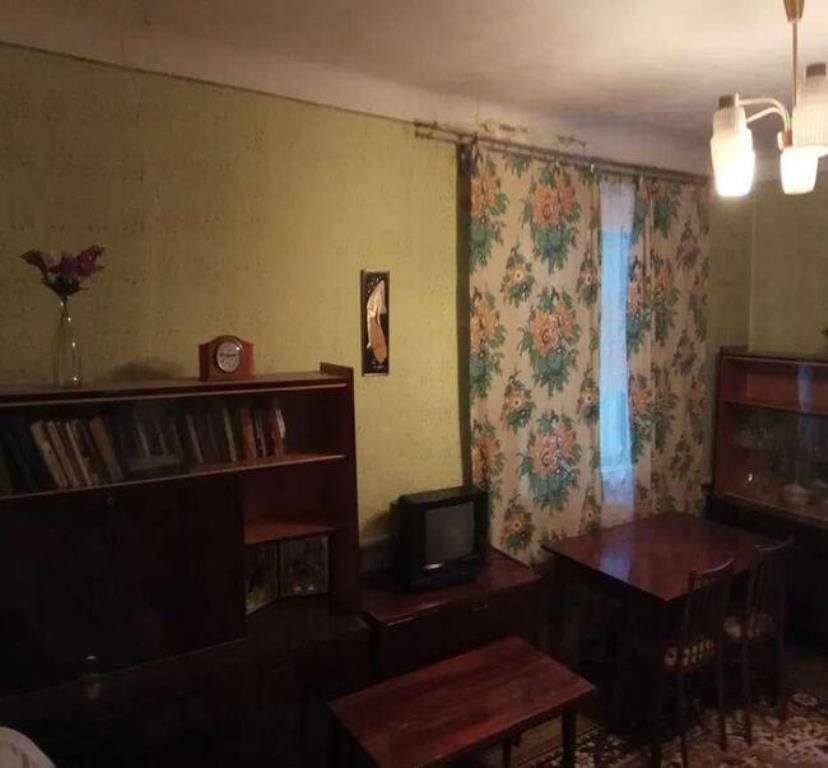 1836536030408300