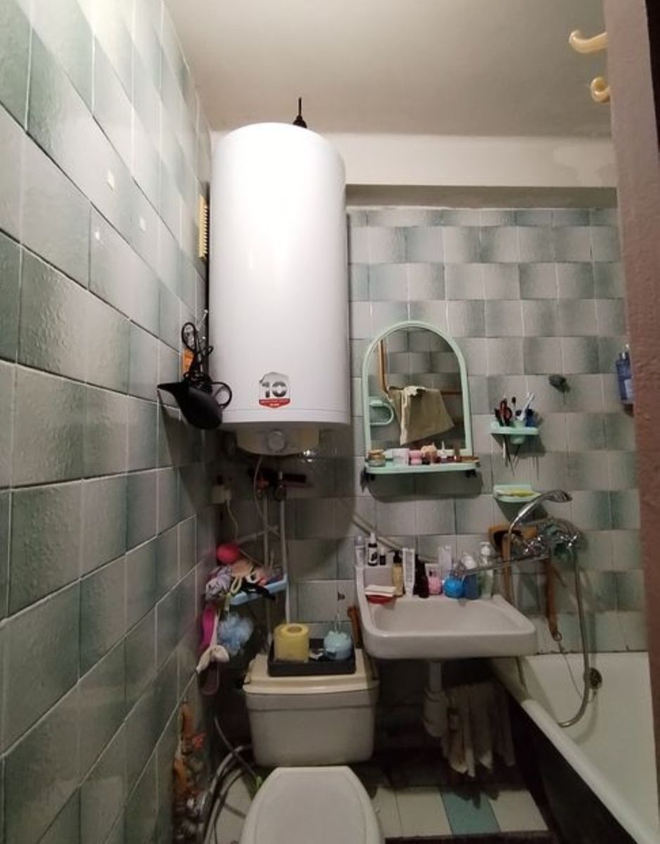1836545941534301