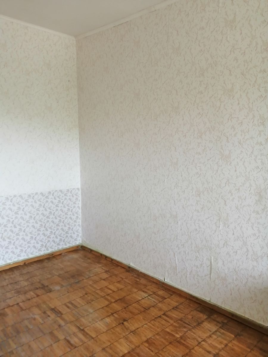 1836786615949301