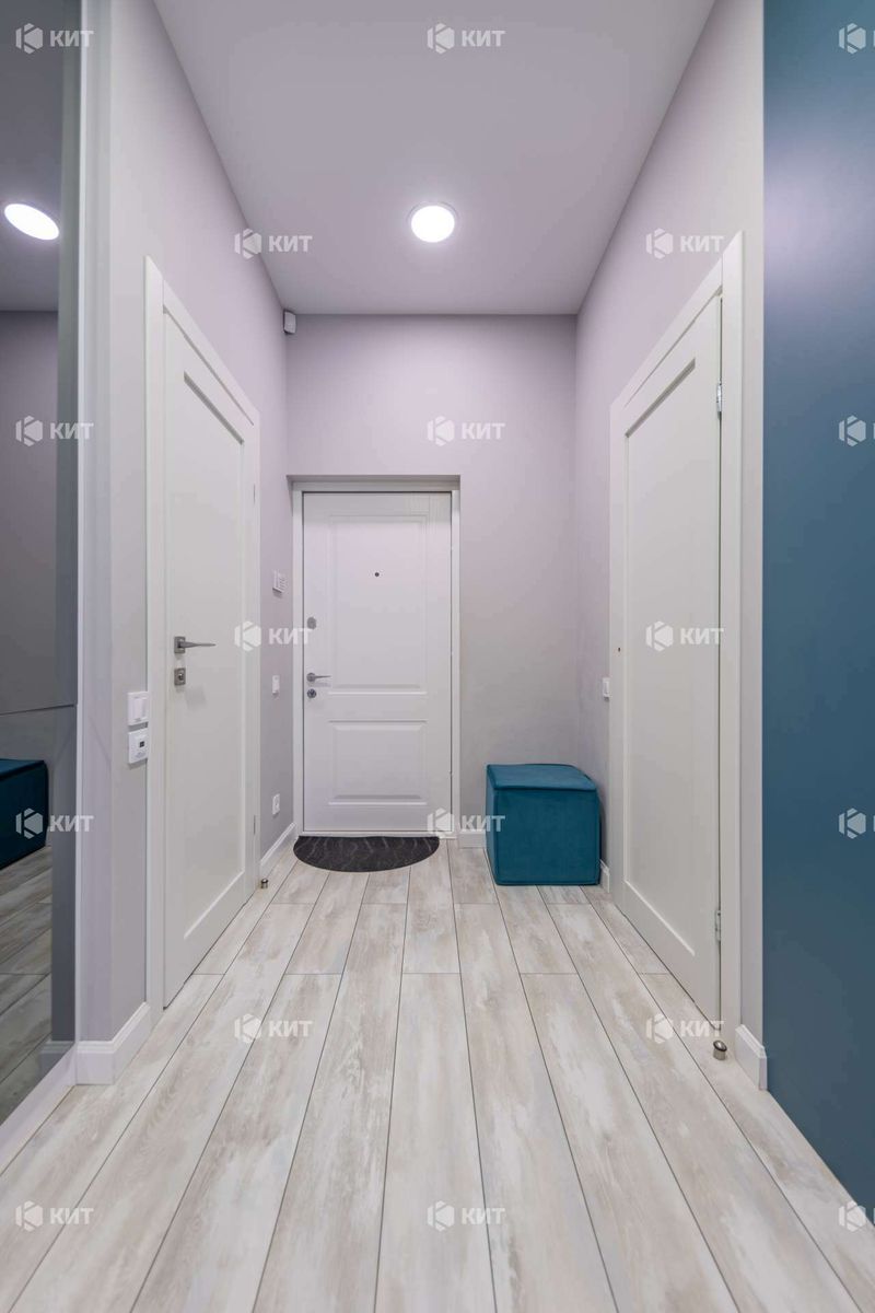1835887002671302