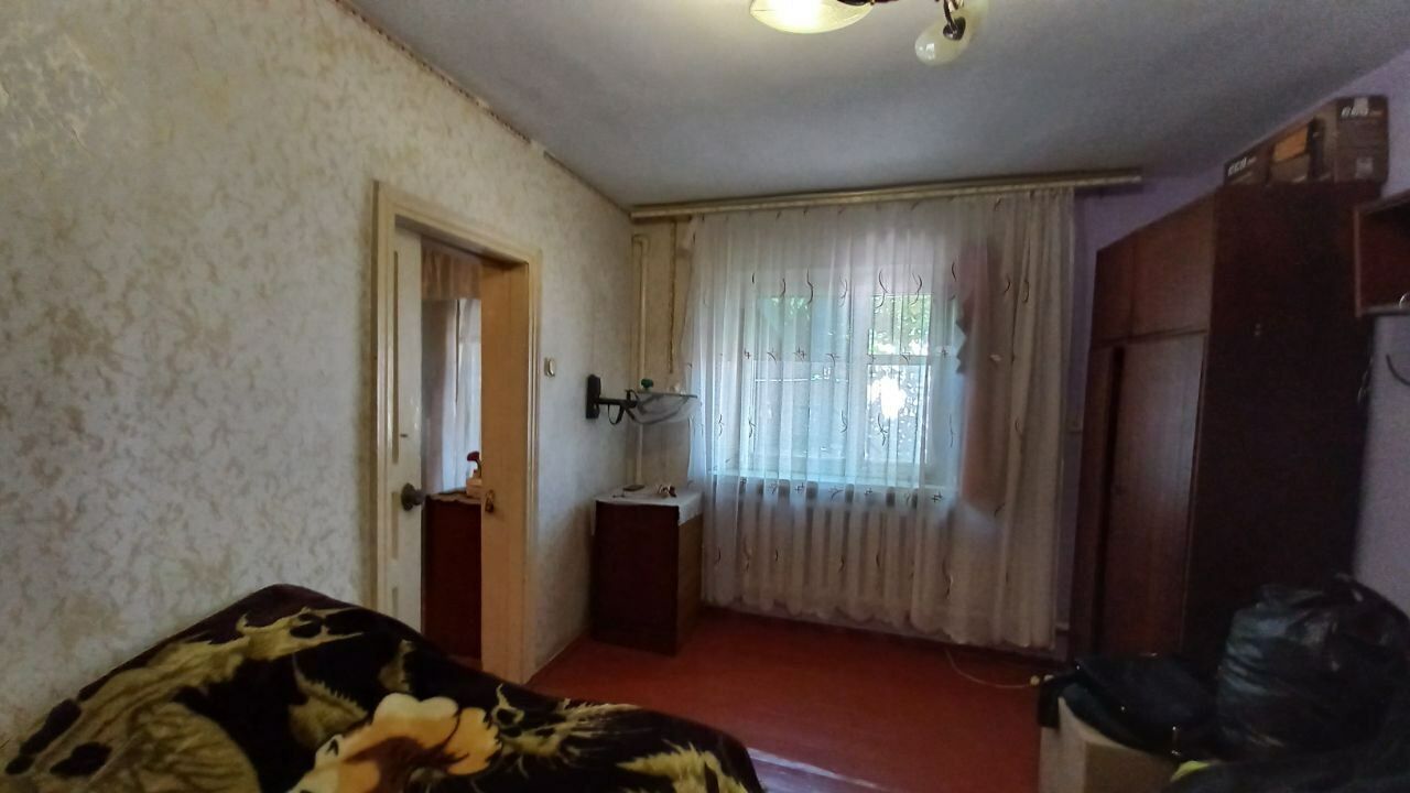 1836437737241303