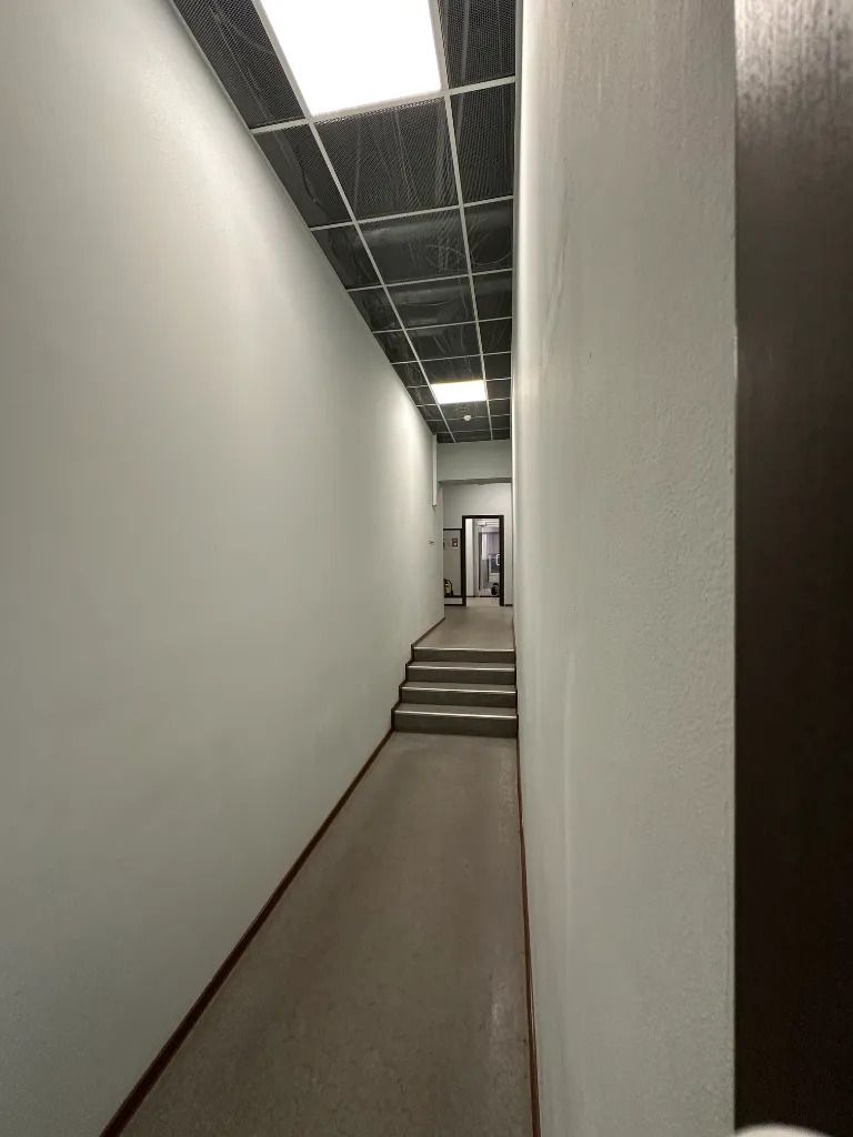 1837719119395303