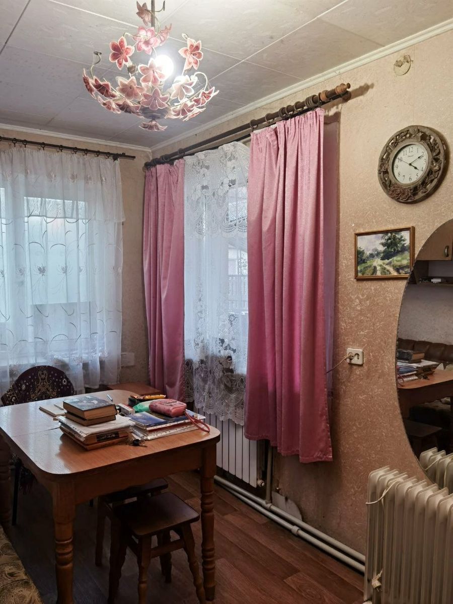1816259152919304