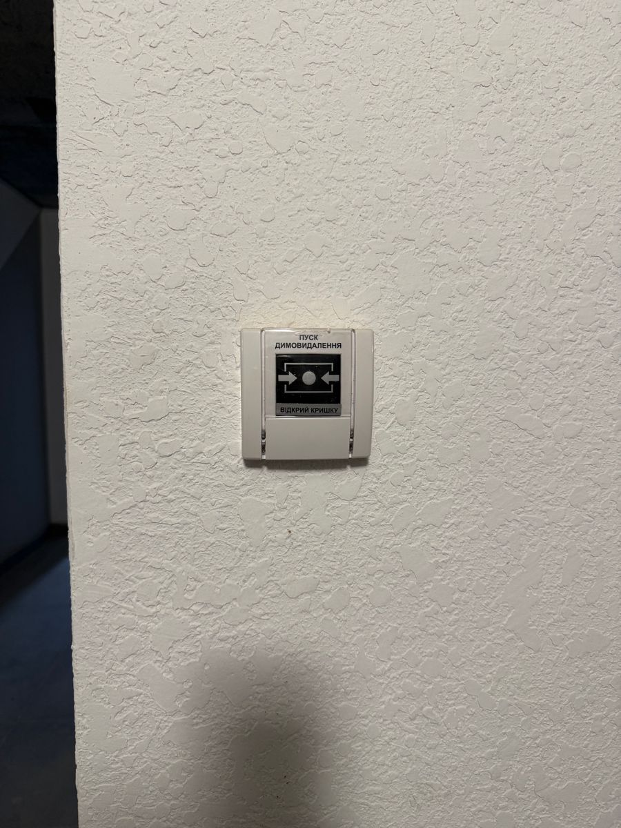 1832823355045304