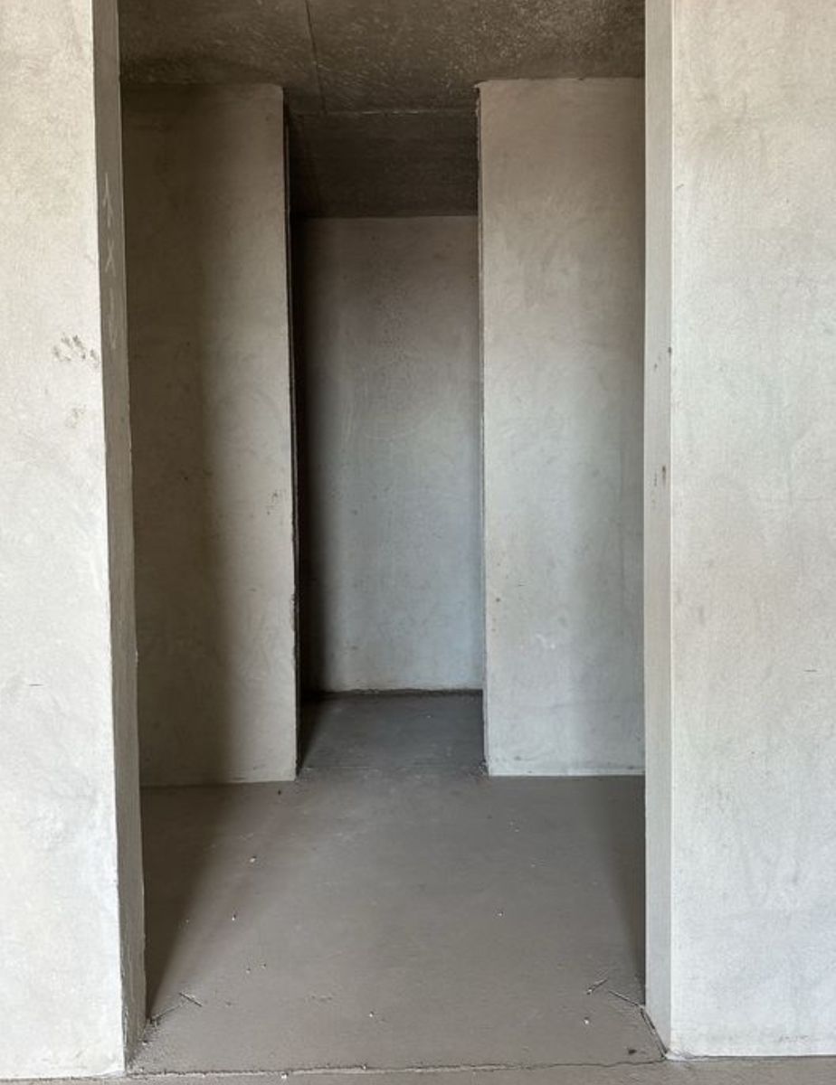 1834547264950305