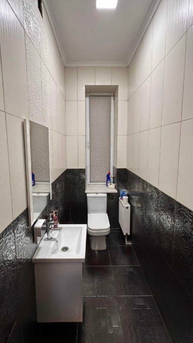 1800253994464306