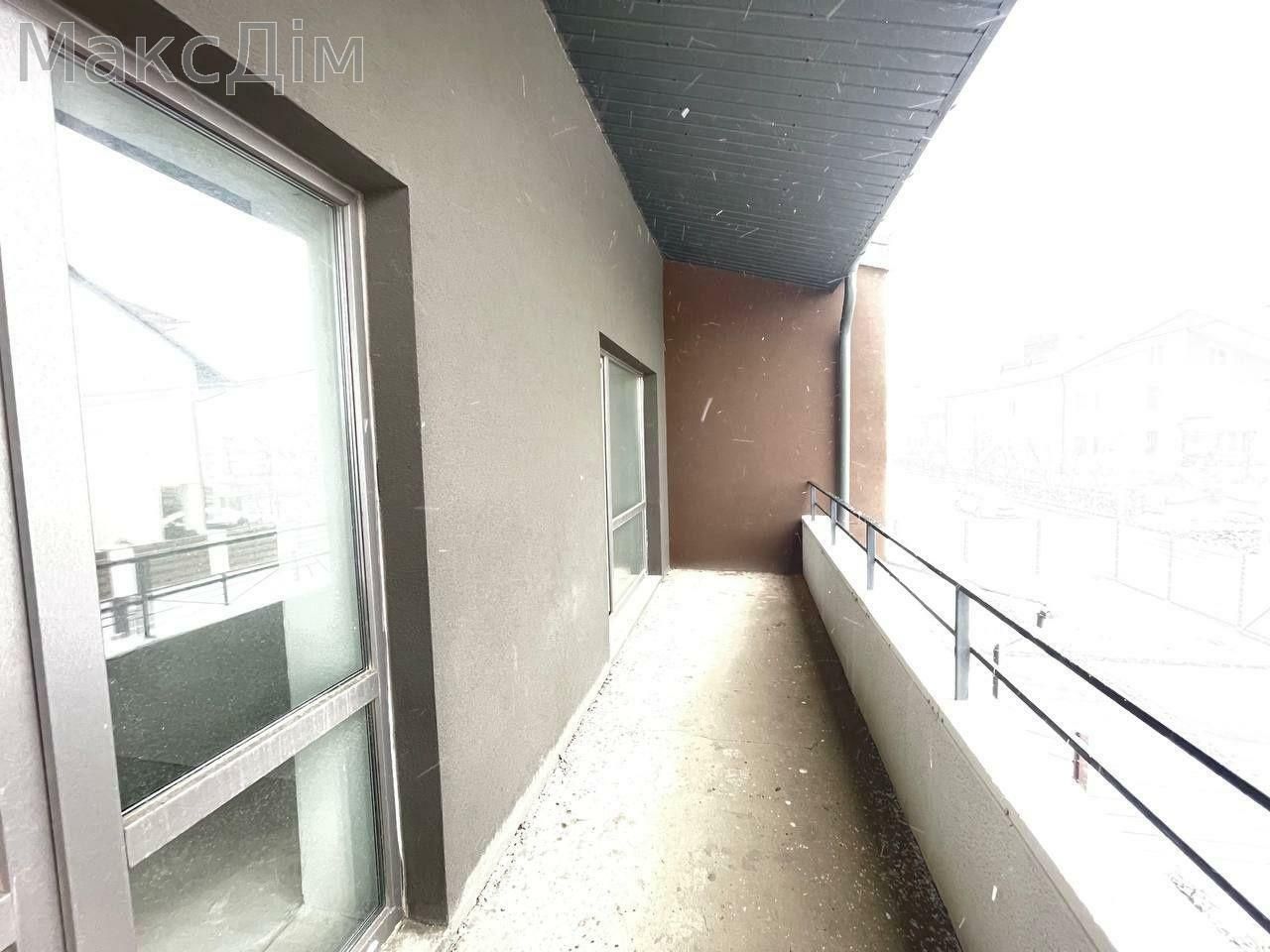 1827906235116306
