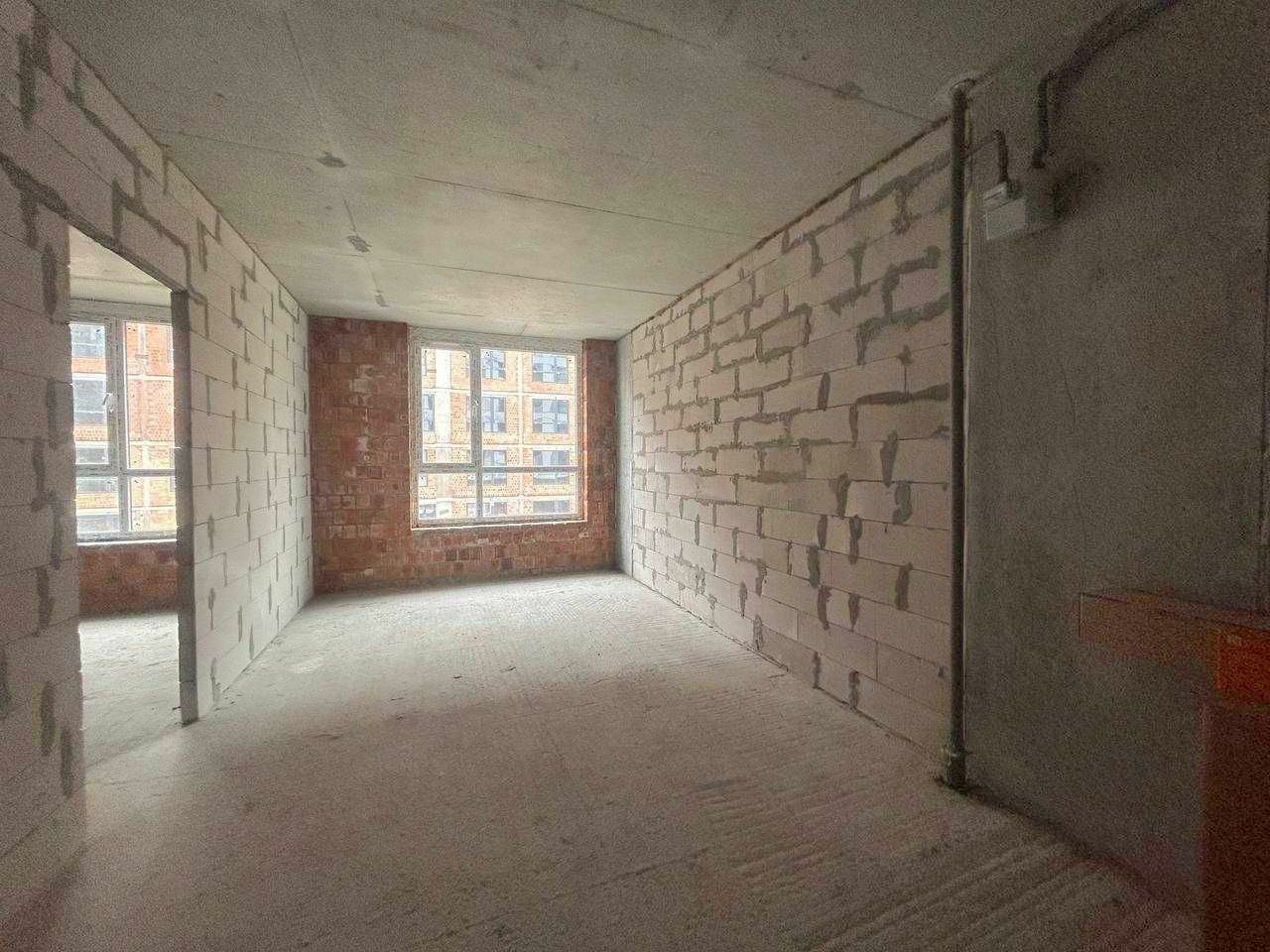 1831361261913306
