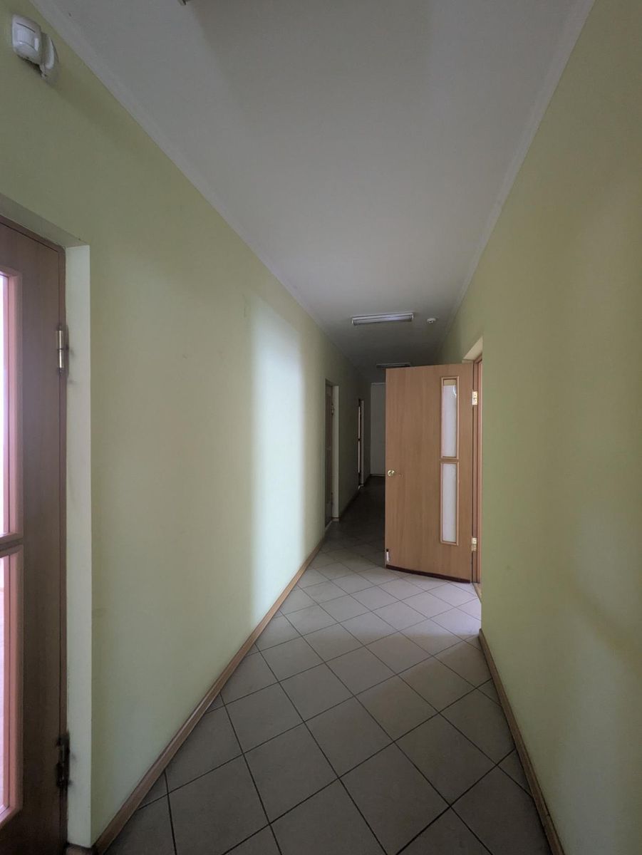 1842439748513306