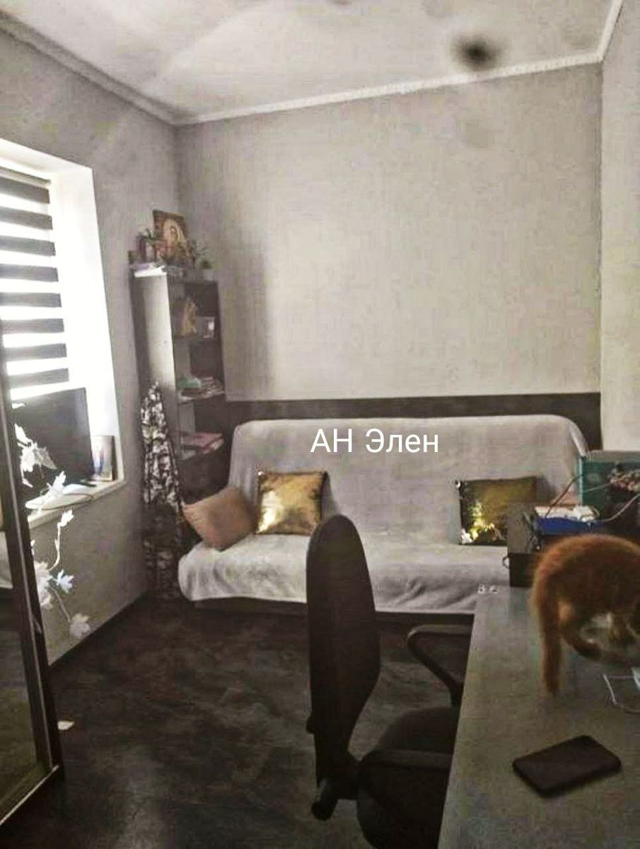 1824693740714307