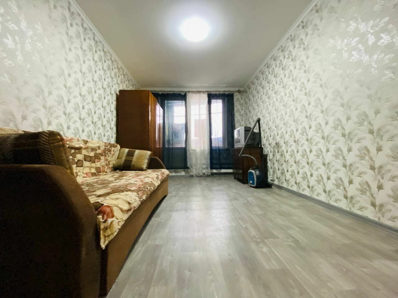 1831663499772307