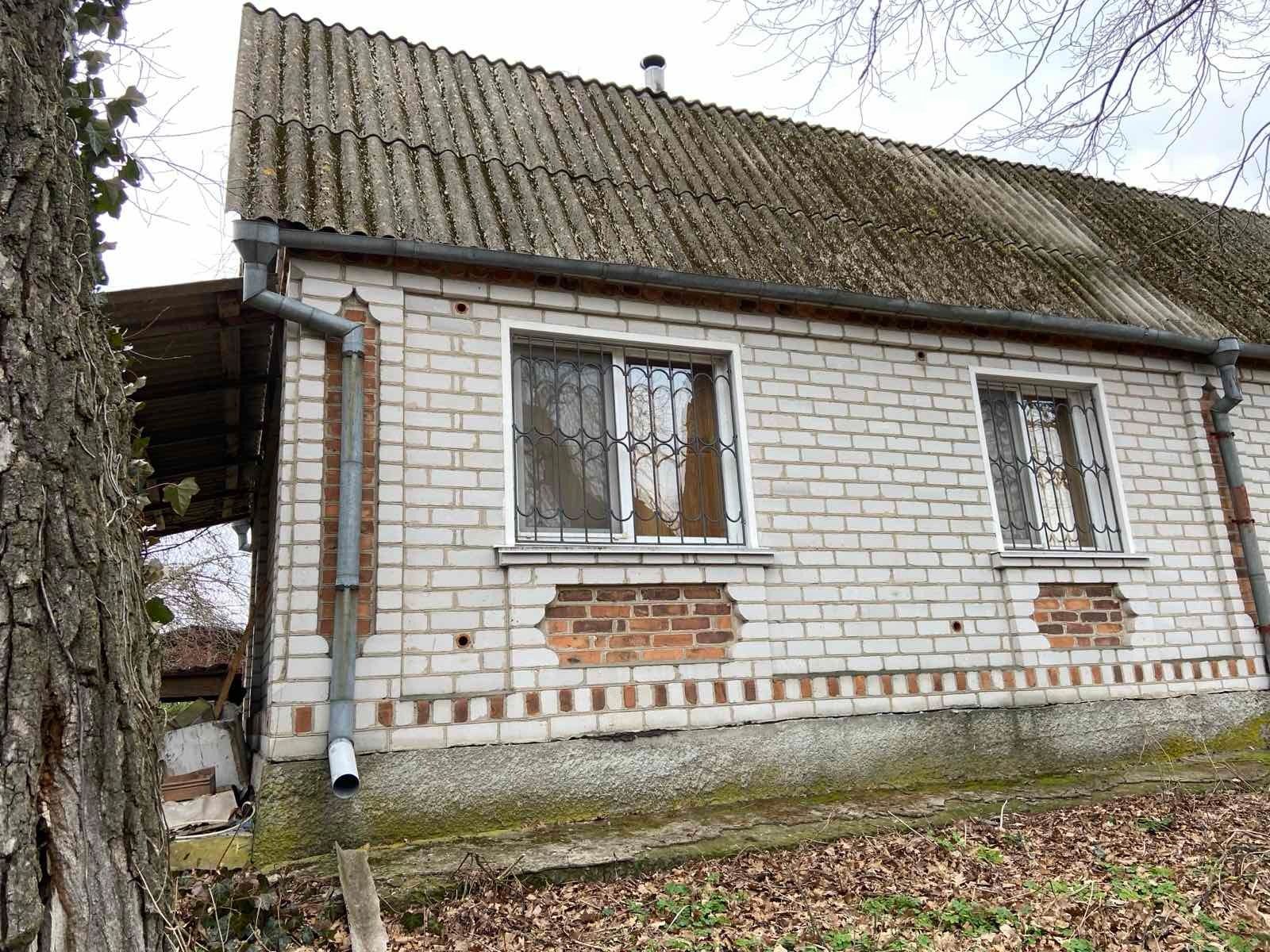 1833362694678307