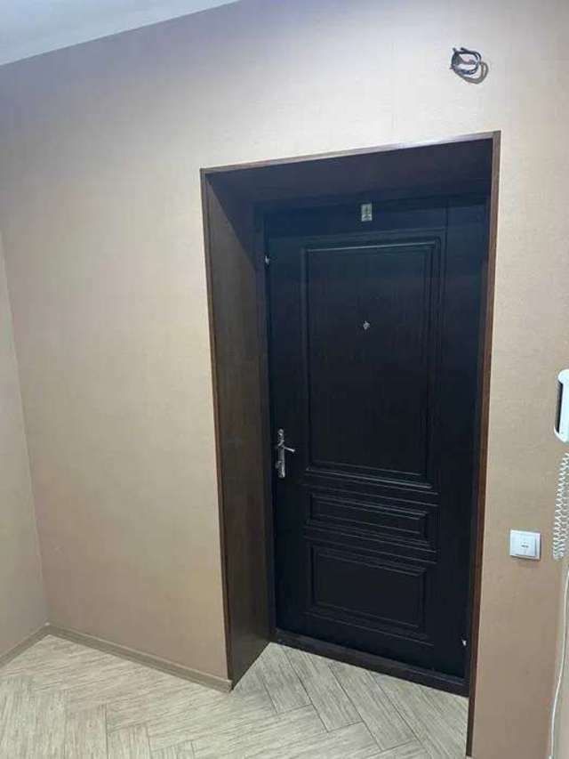 1828834180914308