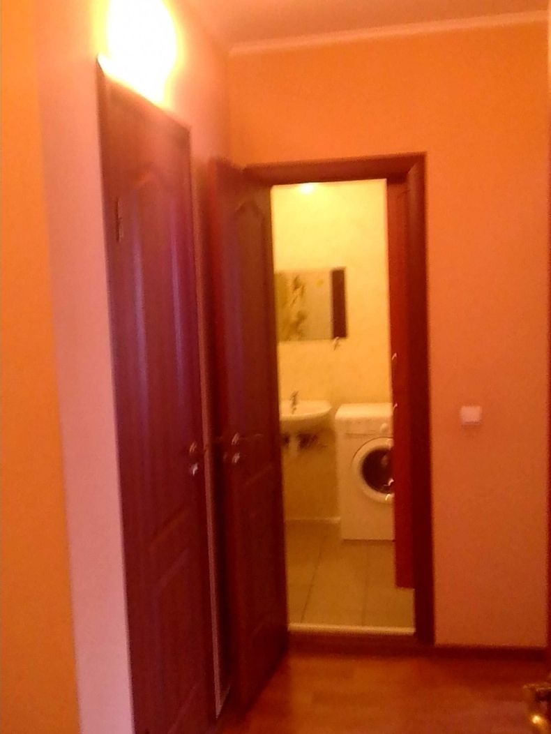 1839099437786308