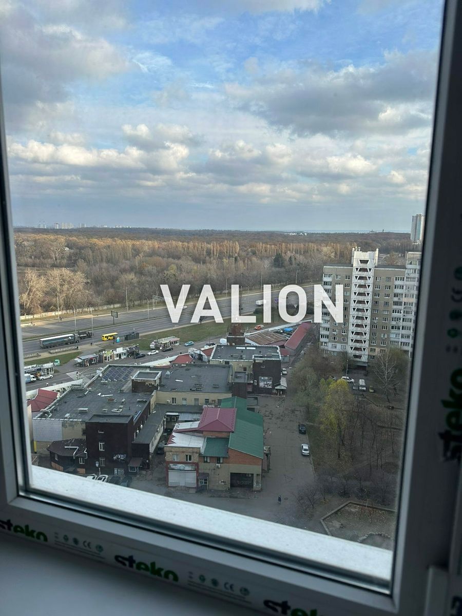 1817065532218309