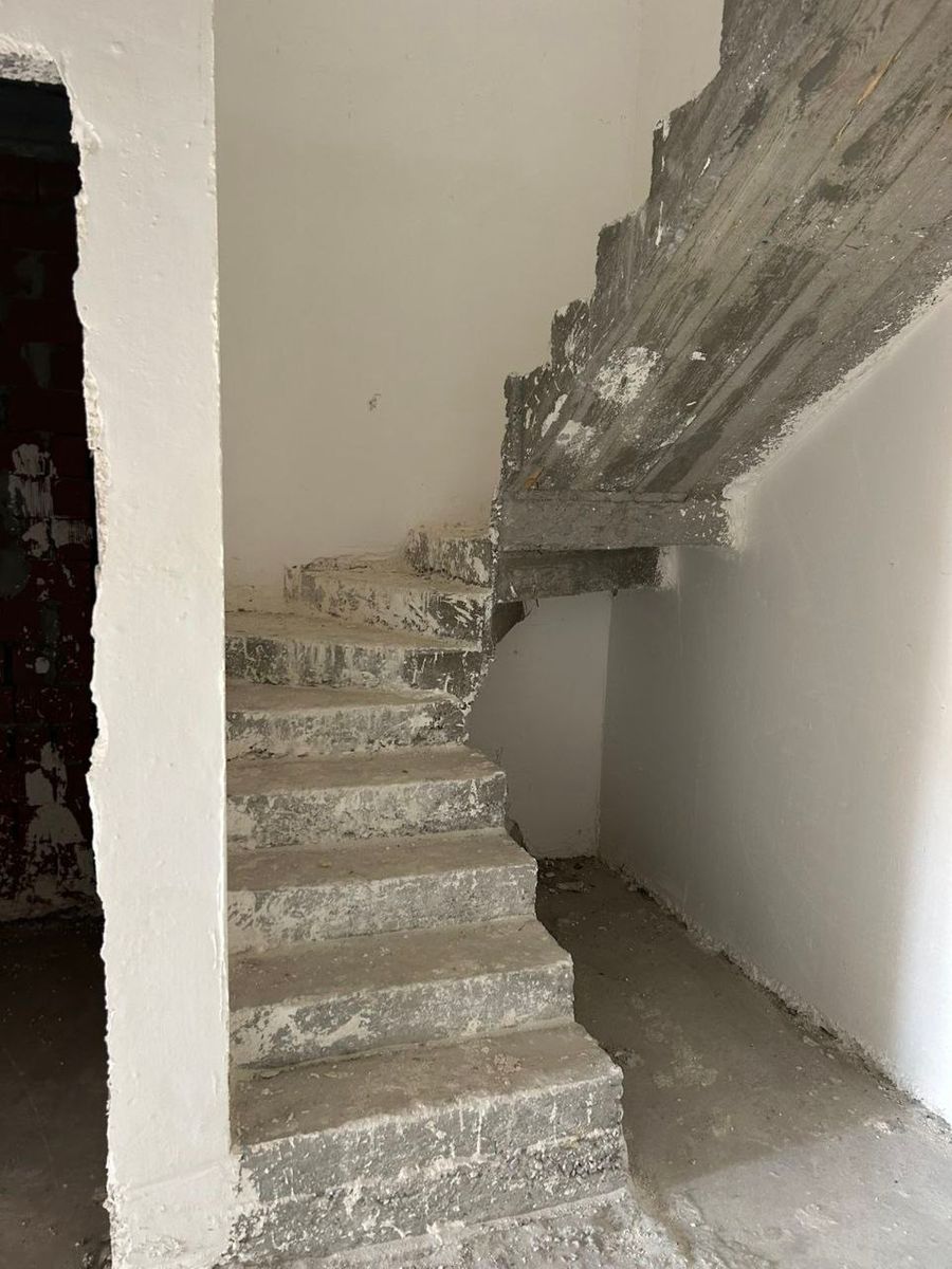 1839057039654309