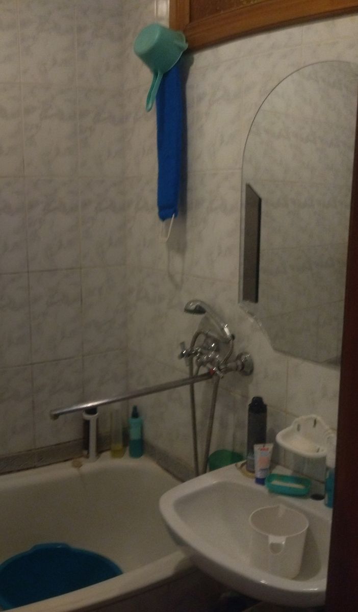 1807119556879031