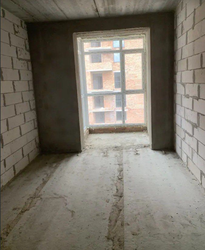 1838628010032031
