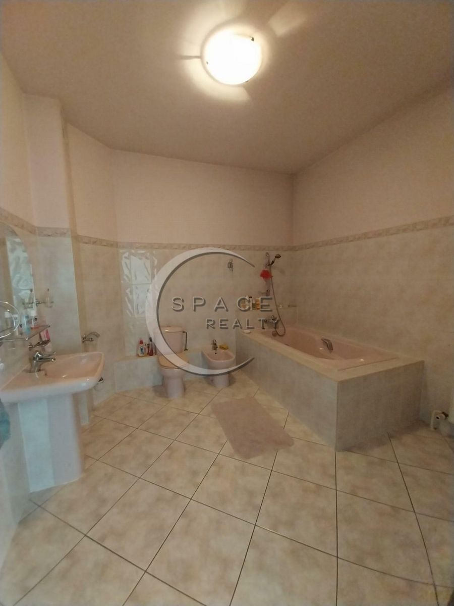 1832014821440311