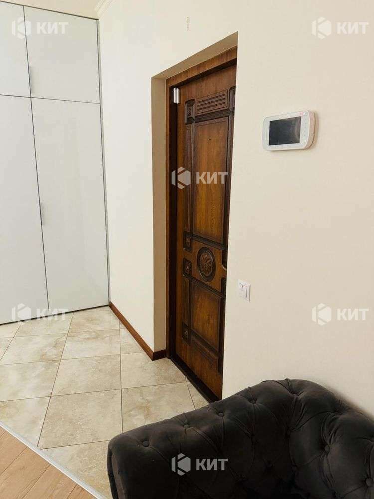 1834185142208311