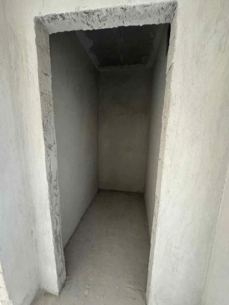 1837699652519311
