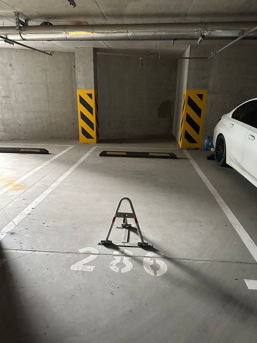 1839447295644311