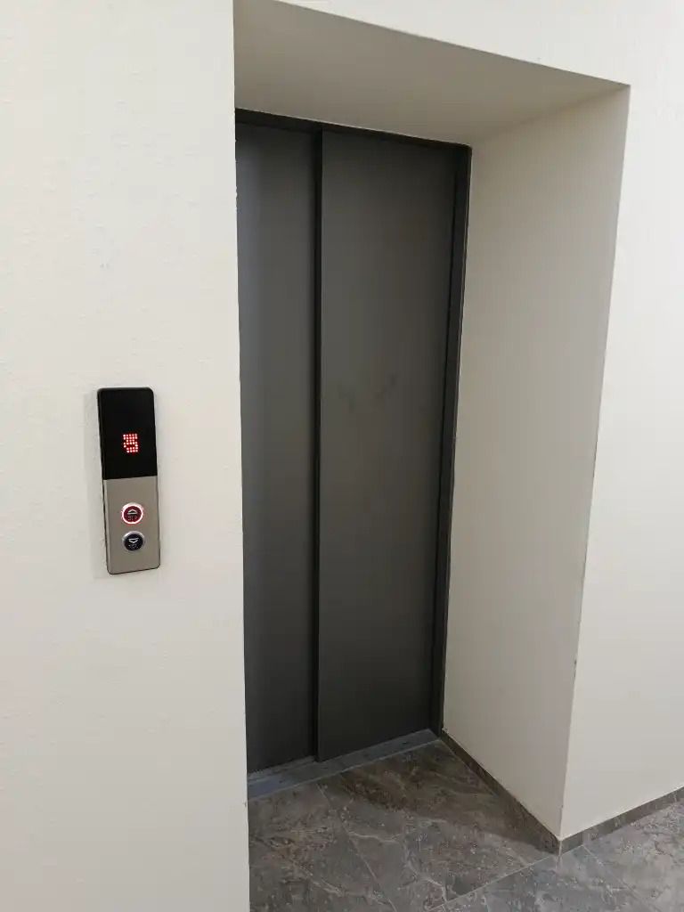 1834107563146312