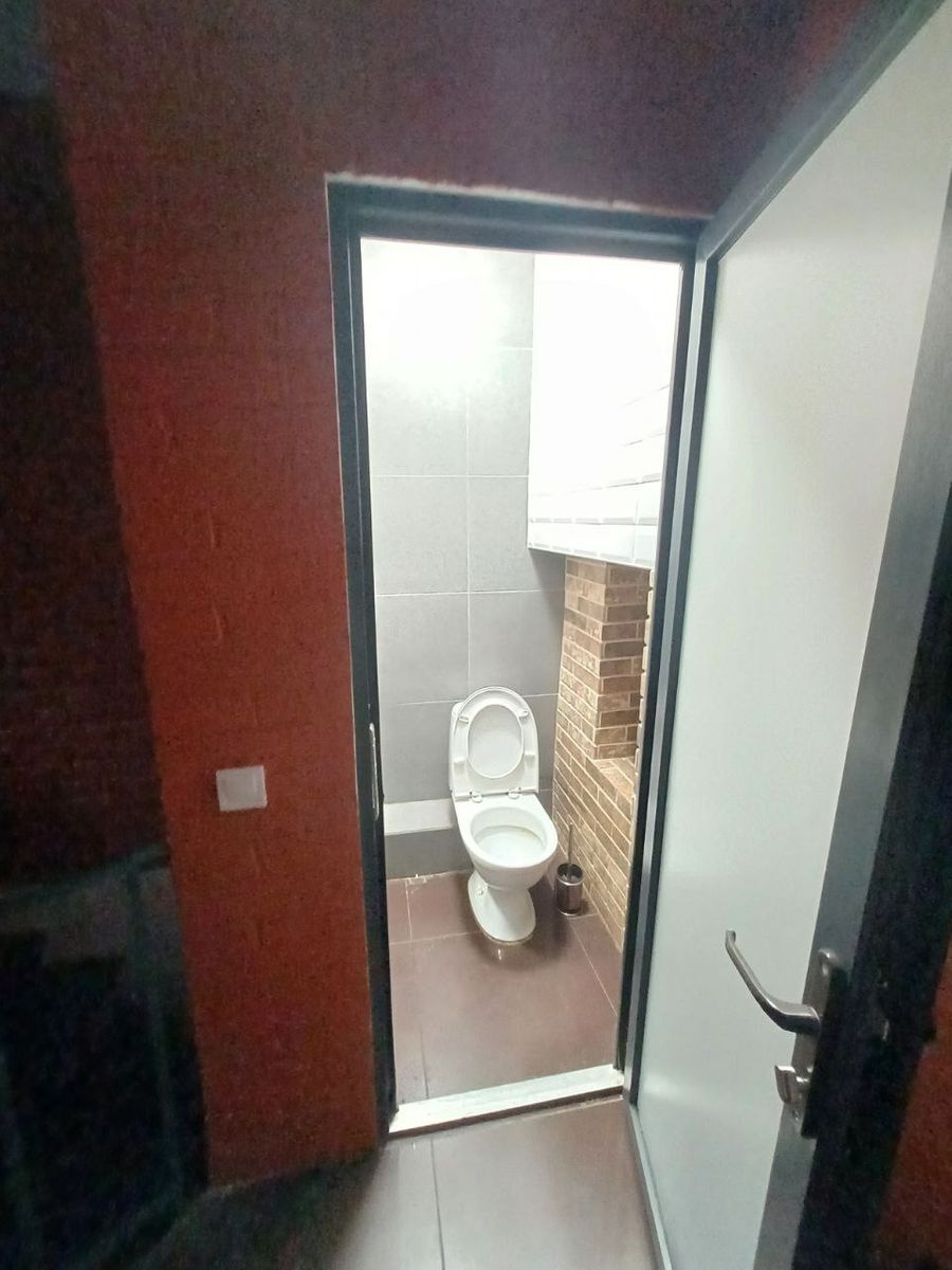 1836439290219312