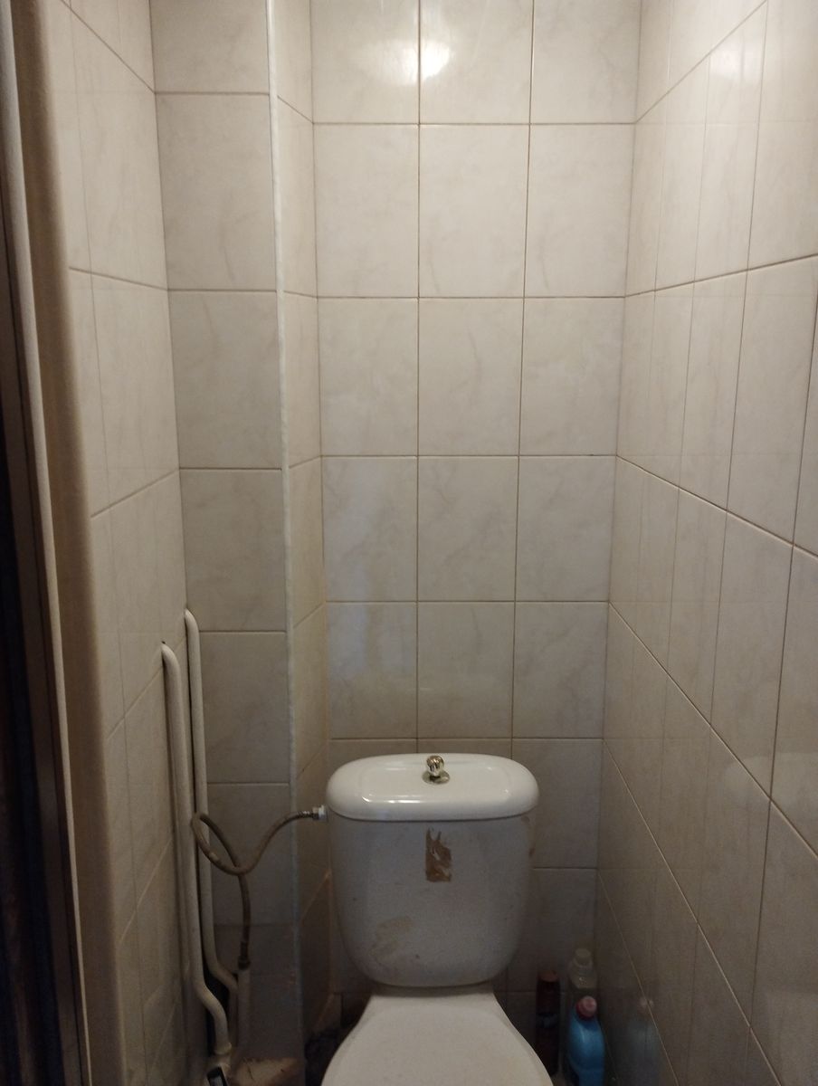 1832536018582313