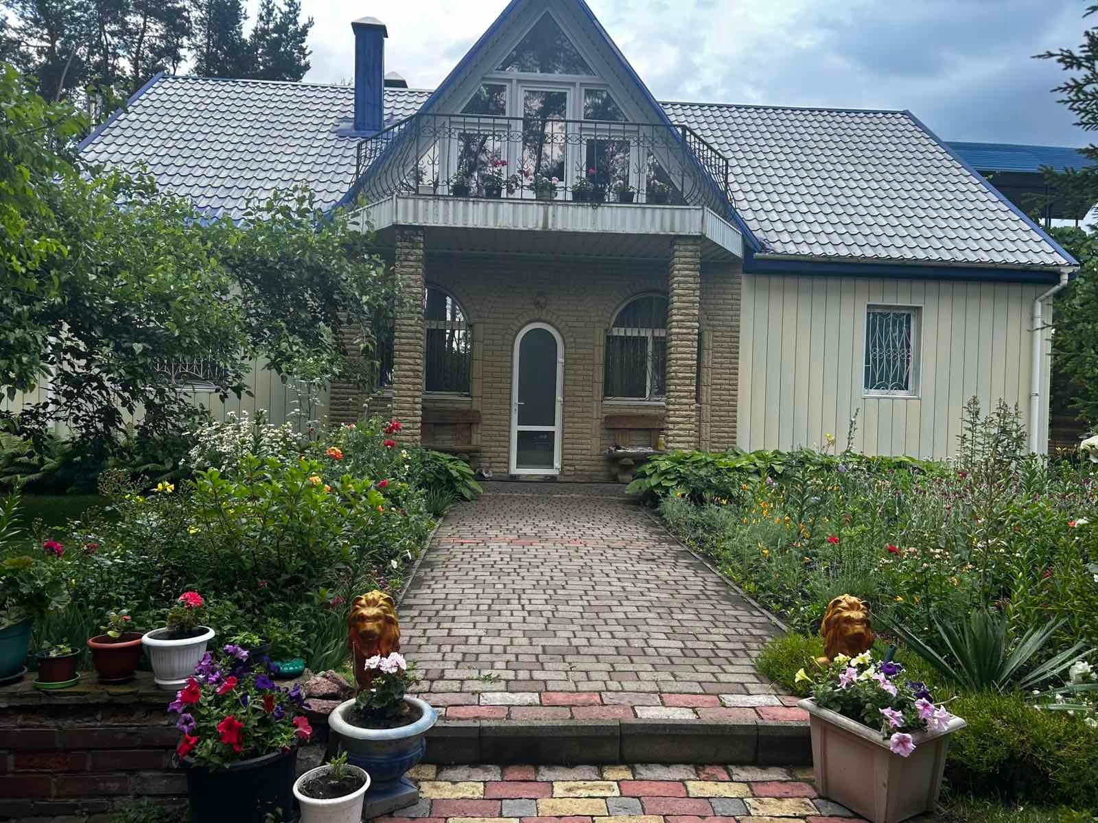 1835358223083313