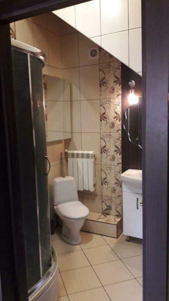 1835998718896313
