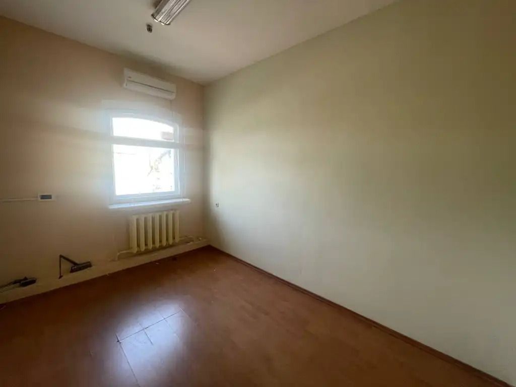 1838265188833313